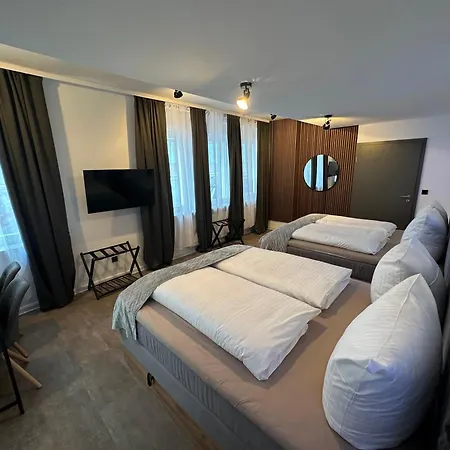 Emilia Otel *