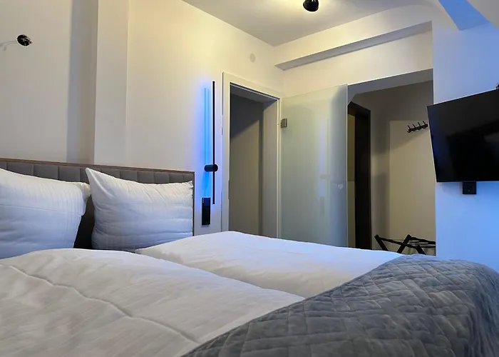 Hotel Emilia